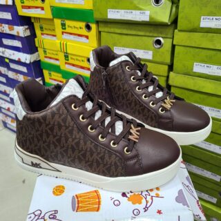 CHAUSSURE ENFANT MICHAEL KORS MONTANTE POUR GARçON BT-TF8905