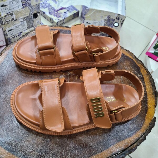 CHAUSSURE FERMEE CHRISTIAN DIOR