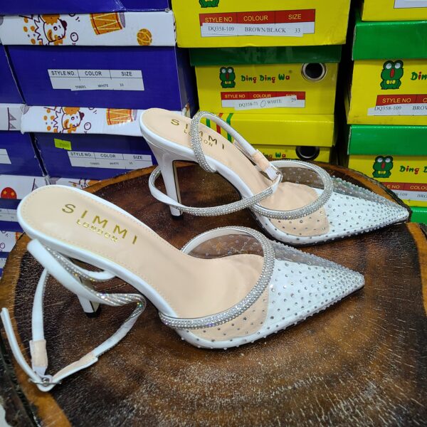 TALON SIMMI LONDON AVEC ATTACHE A LA CHEVILLE