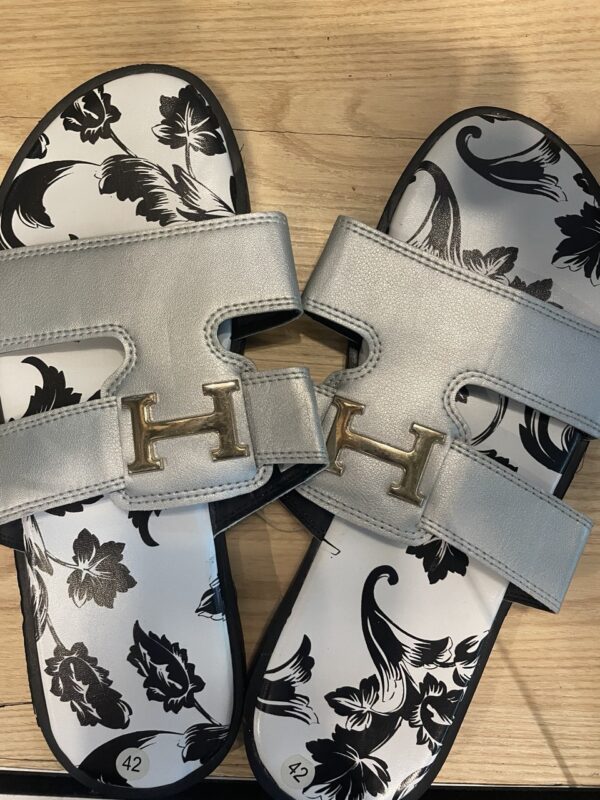 Paire Sandales Hermes Paris