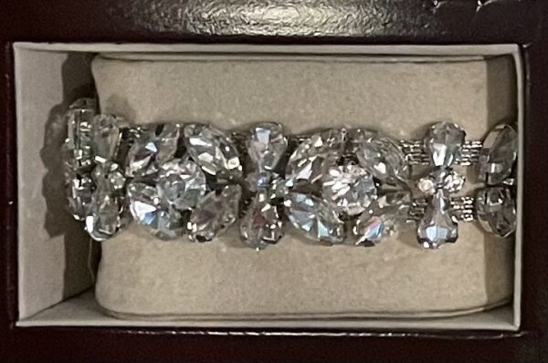 Bracelet avec design en forme de fleur ZST2R-BX