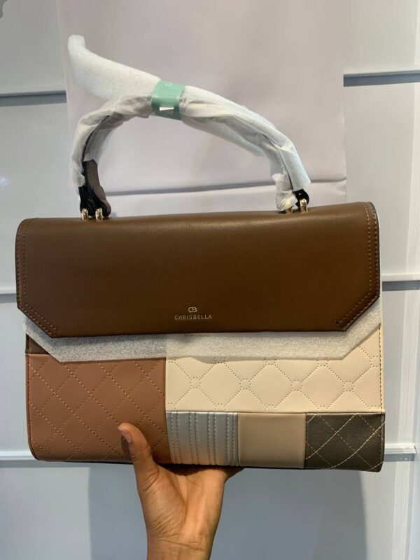SAC A MAIN CHRISBELLA AA012405148 – Image 3
