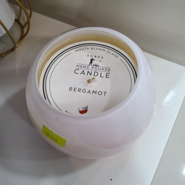 BOUGIE HAND POURED CANDLE BERGANOT