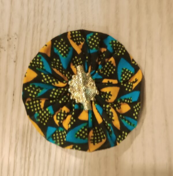 BROCHE TRADITIONNELLE RONDE TAILLE MOYENNE – Image 4