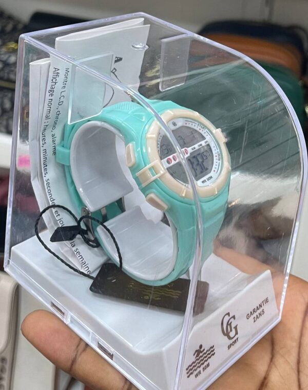 MONTRE POUR ENFANT 8VM72-BT