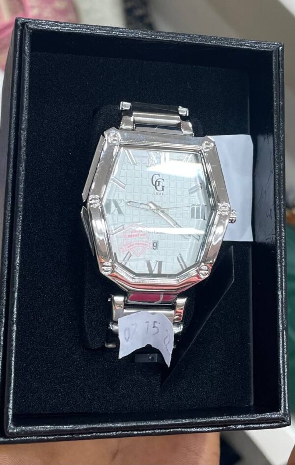 MONTRE GG LUXE  AVEC COFFRET F95UO-BT
