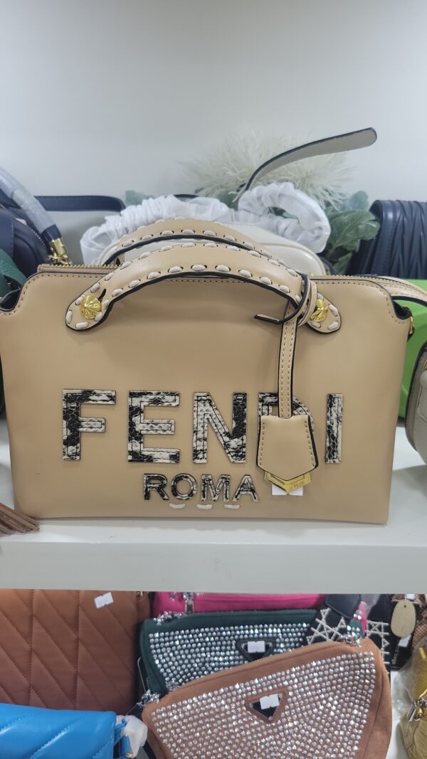 SAC A MAIN ARGENTE FENDI BT-3X06-0