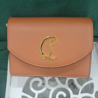 BOXE DE SAC LOUBOUTIN BT-XY8-3