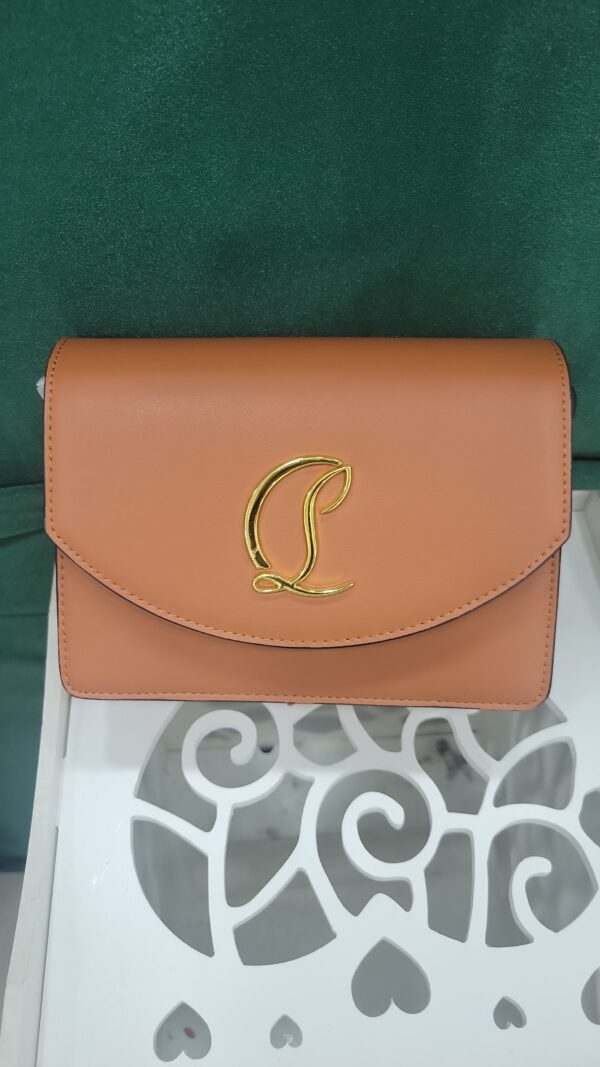 BOXE DE SAC LOUBOUTIN BT-XY8-3
