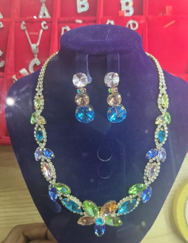 CHAINE ET BOUCLE bx-Cb673
