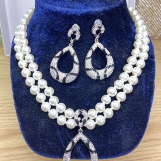 COFFRET CHAINE & BOUCLE EN PERLE BX-87Y57