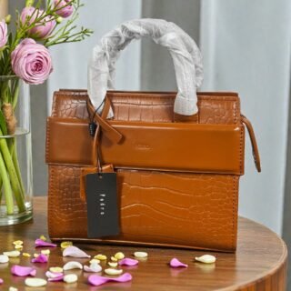 Sac à main texturé – Camel (style croco)