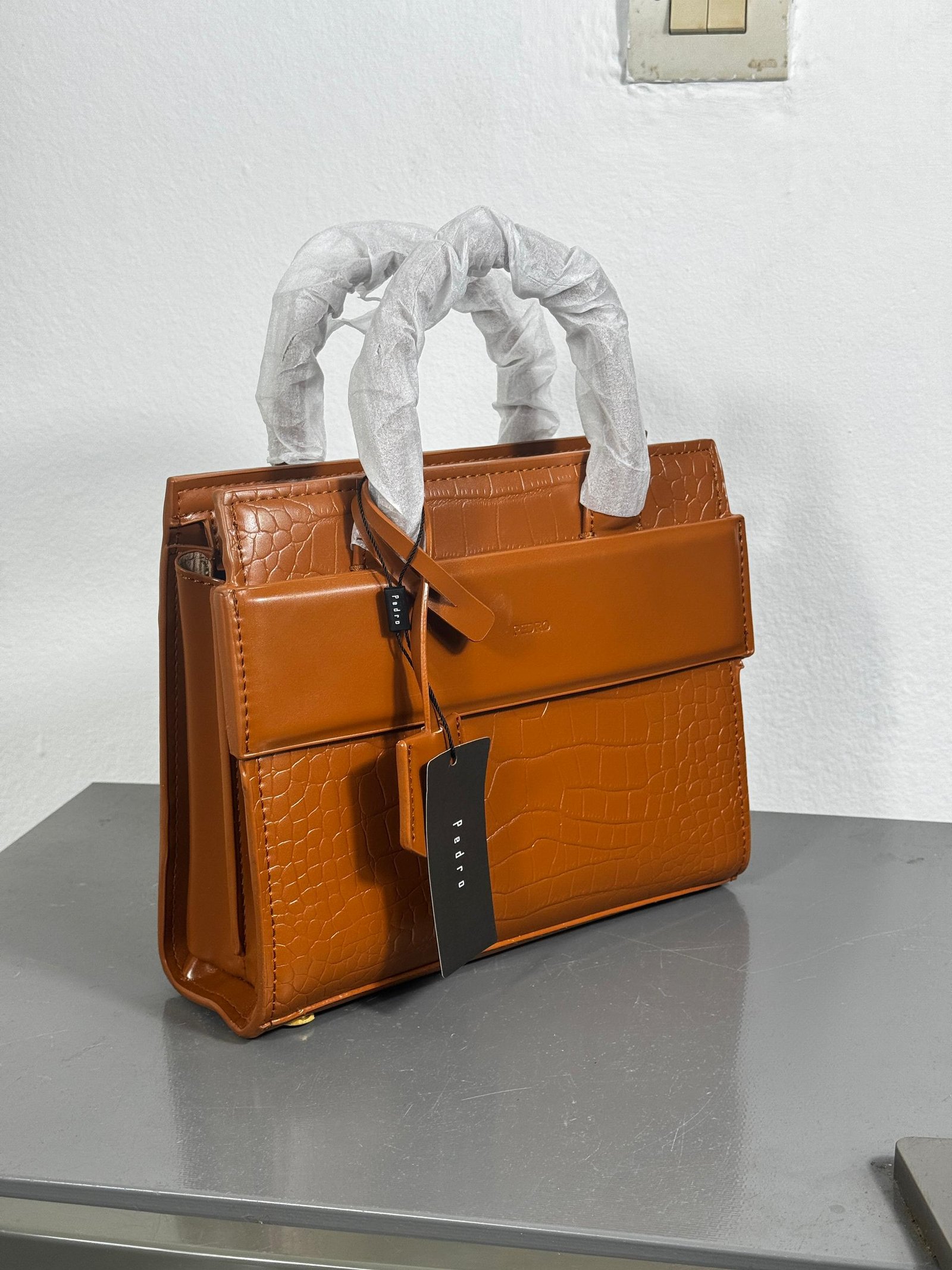 Sac à main texturé – Camel (style croco) – Image 3